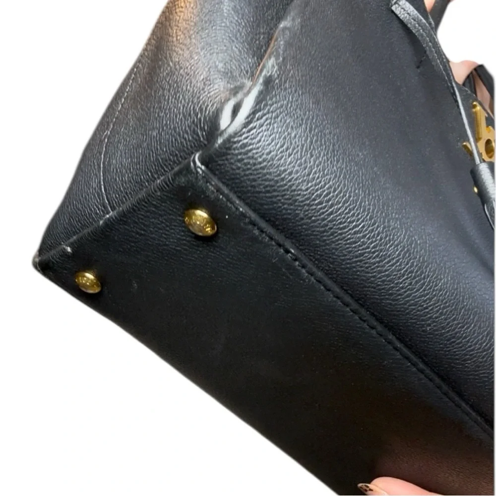 Louis Vuitton Lockmeto tote in black grained calfskin leather